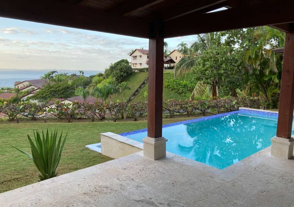 0b610b93-d5fe-41cc-b65a-9e99035fb583