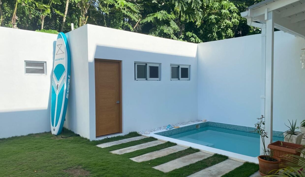 3f1b3b1e-9abf-4409-affe-6dd6d1ec0d40