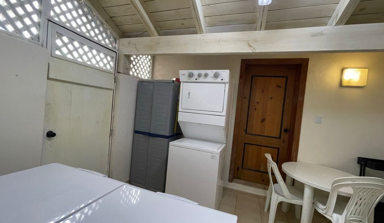 7f31a4c7-fc8c-425f-88bf-9c394a6de94b