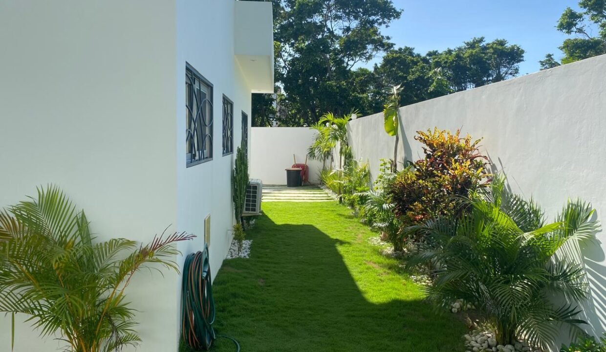 9002f678-b944-436a-b2df-86597498e5e2