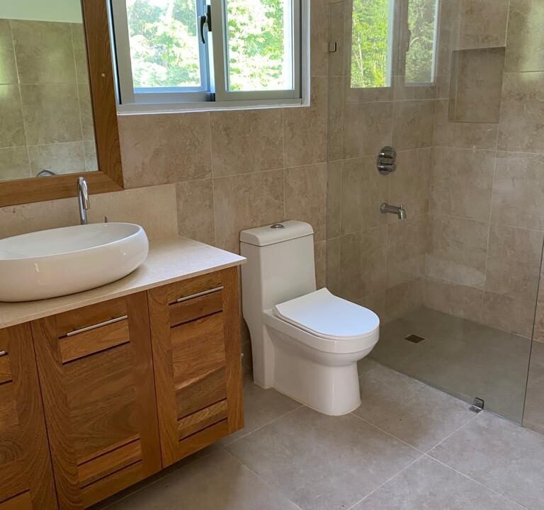 91421185-6462-4b1b-912f-1f461f5529ea