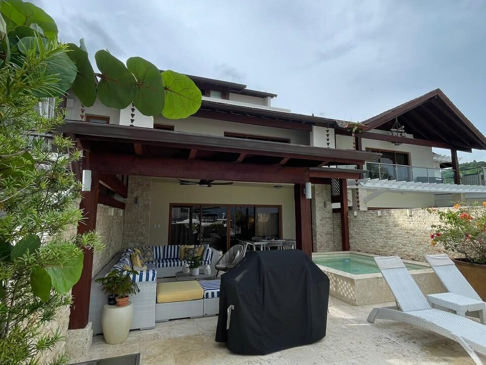 a690017a-bf92-453d-a0b5-ddcbd81ec10a