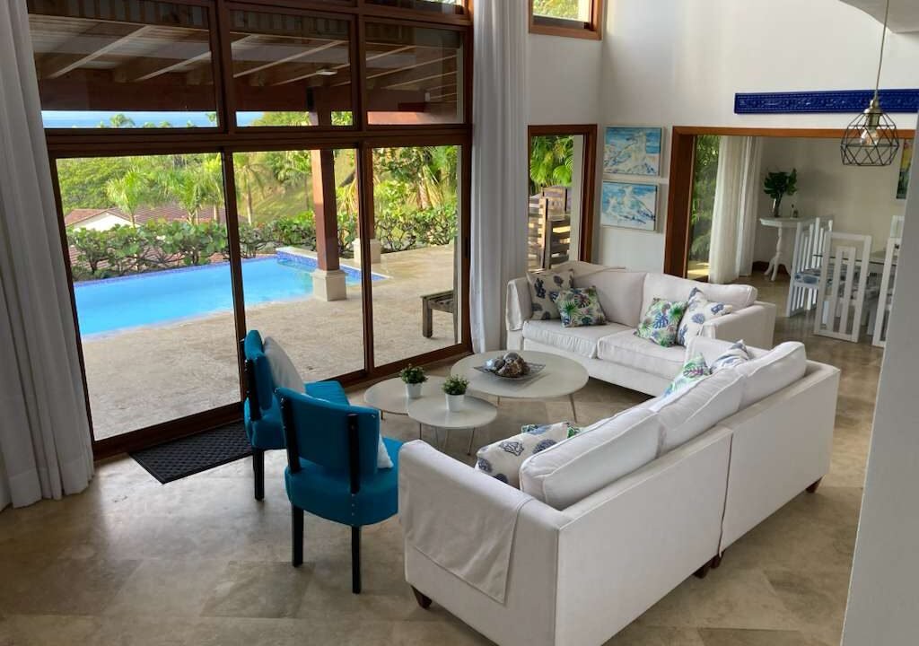 d720fb0f-e8f9-4a32-bfcd-371eae0f41f6