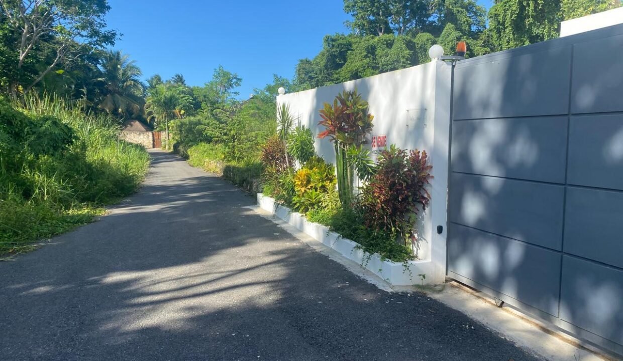 e6da029b-71f1-41ee-9d72-4d434d81f1f2